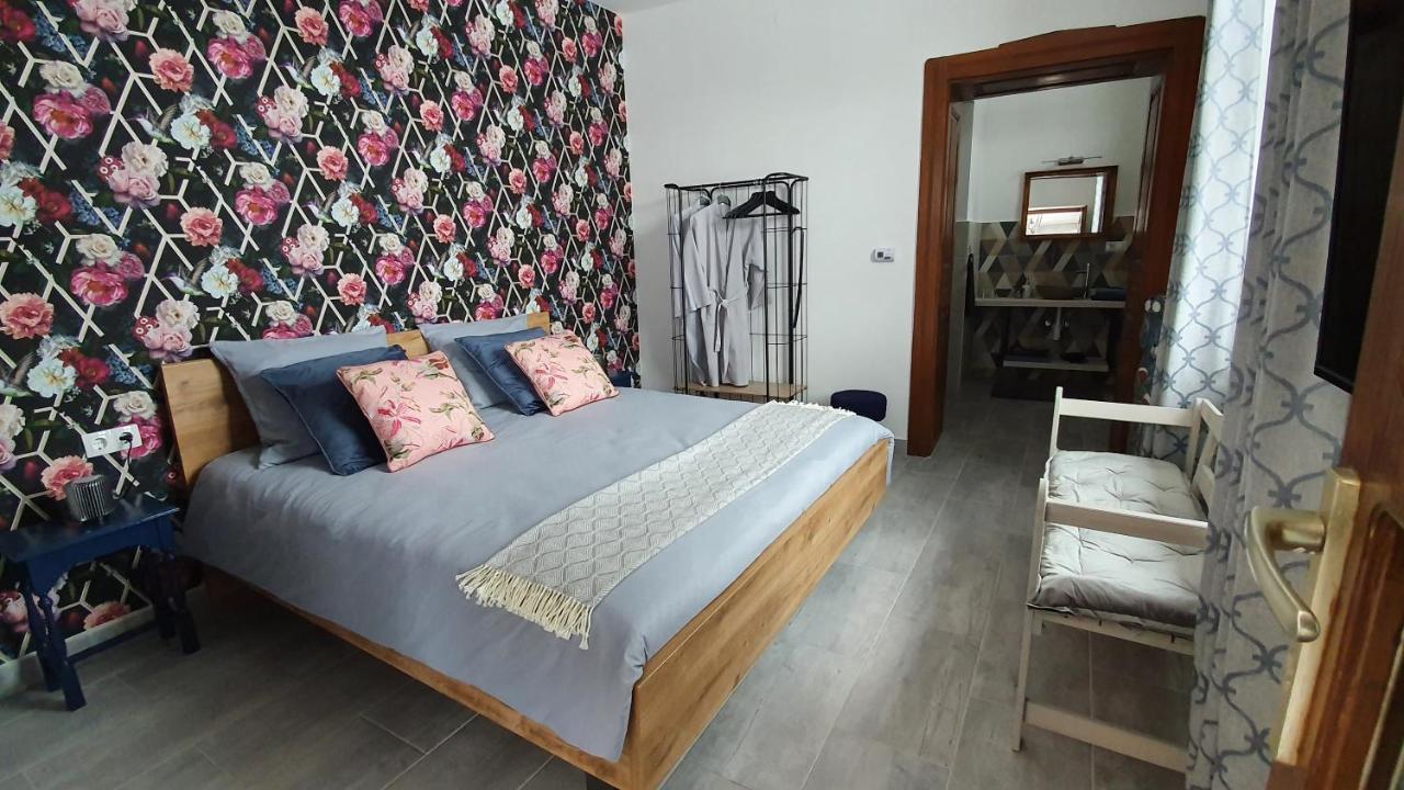 Tisza White House Bed and Breakfast Tiszaszolos Εξωτερικό φωτογραφία