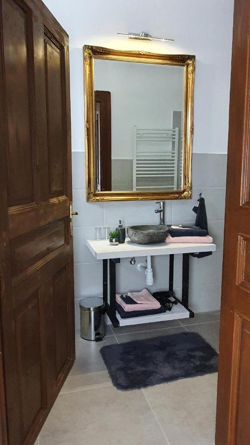 Tisza White House Bed and Breakfast Tiszaszolos Εξωτερικό φωτογραφία