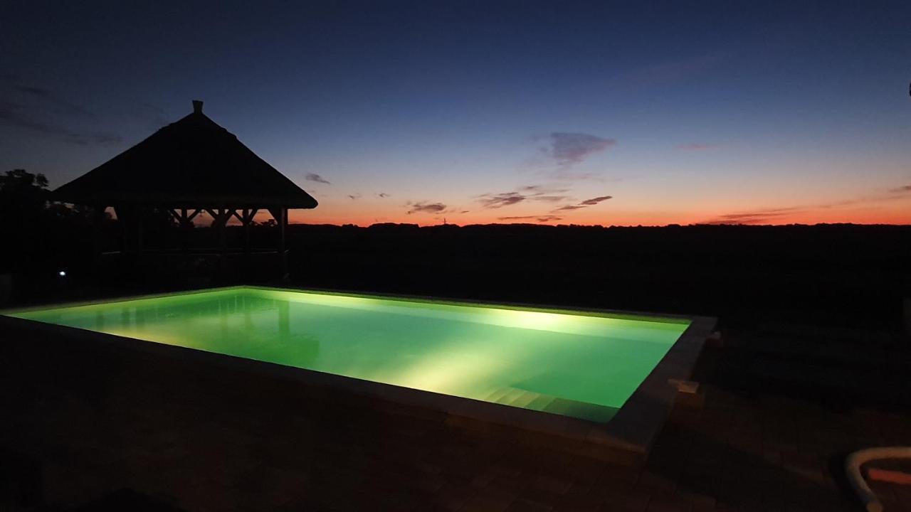 Tisza White House Bed and Breakfast Tiszaszolos Εξωτερικό φωτογραφία